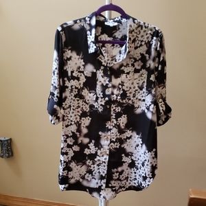 NWOT Calvin Klein blouse